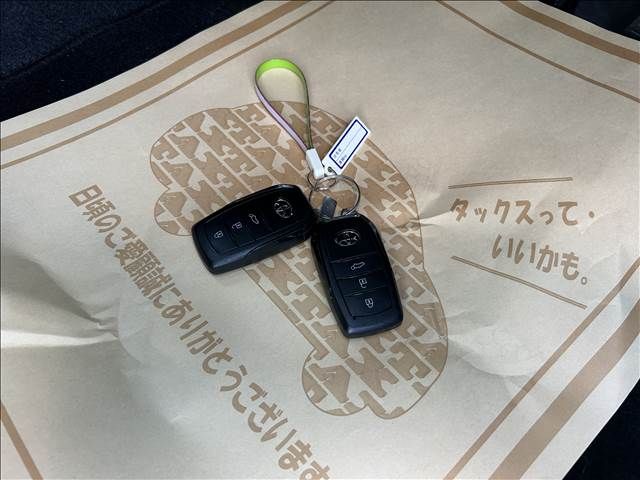 Toyota PRIUS 2023-02 192347-18