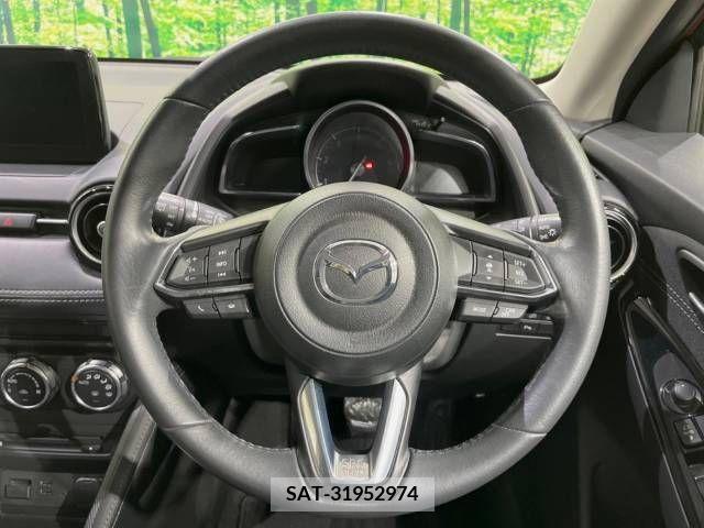 Mazda DEMIO 2017-06 301908-11