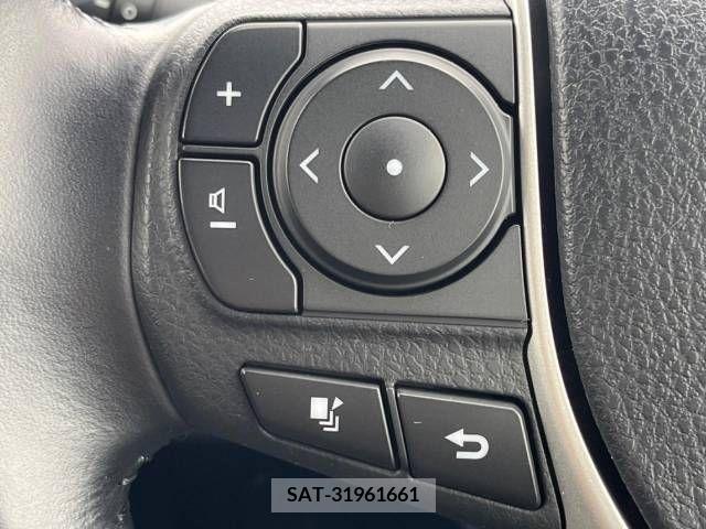 Toyota VOXY 2019-06 370345-7