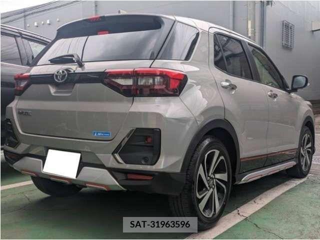 Toyota RAIZE 2022-01 324411-2
