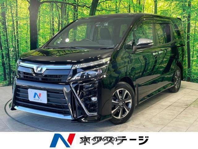 Toyota VOXY 2018-07 347668-0