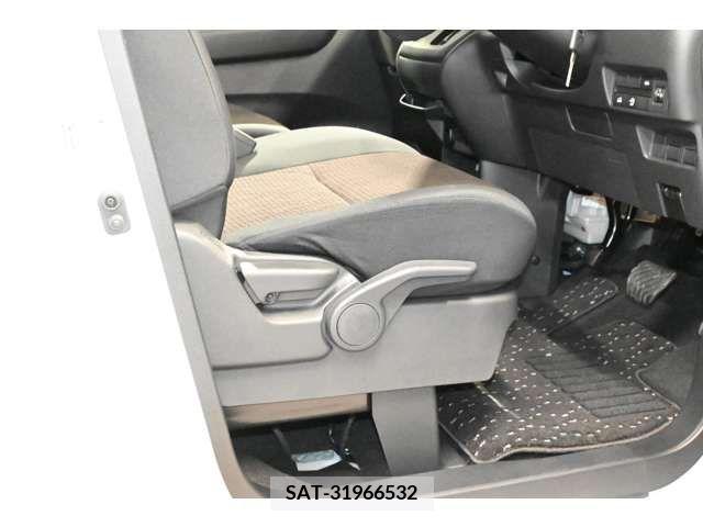 Mitsubishi EK X SPACE 2023-04 206985-6