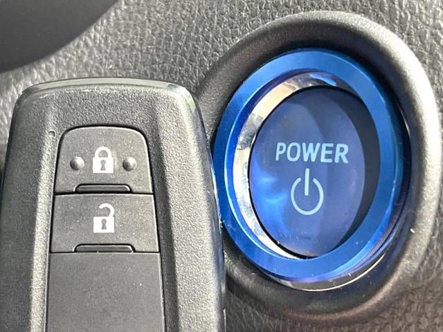 Toyota C-HR 2017-06 192175-7