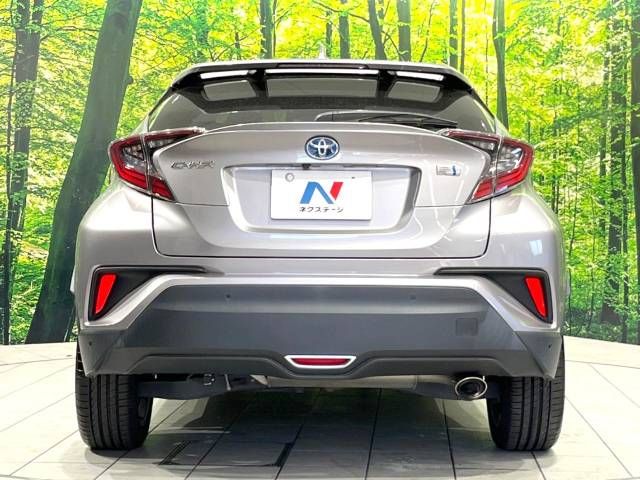Toyota C-HR 2017-06 192175-15