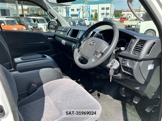 Toyota HIACE WAGON 2019-06 316474-10