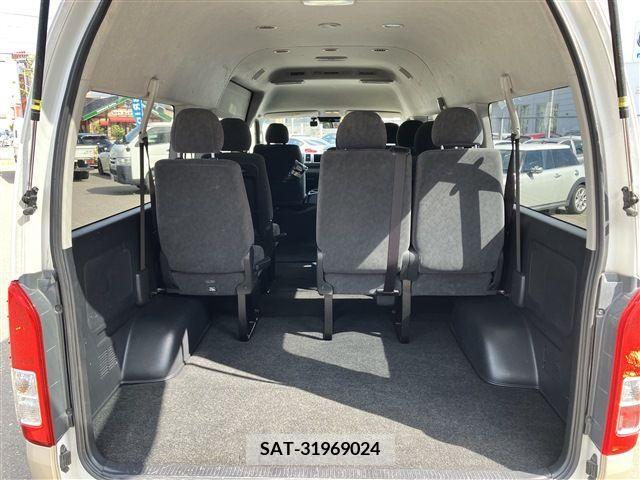 Toyota HIACE WAGON 2019-06 316474-17