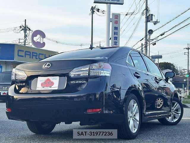 Lexus HS 2012-01 238027-2