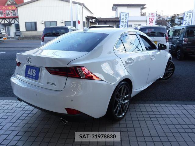 Lexus IS 2013-09 217291-2