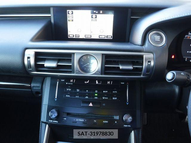 Lexus IS 2013-09 217291-12