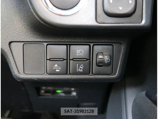 Toyota COROLLA AXIO 2017-09 390016-11