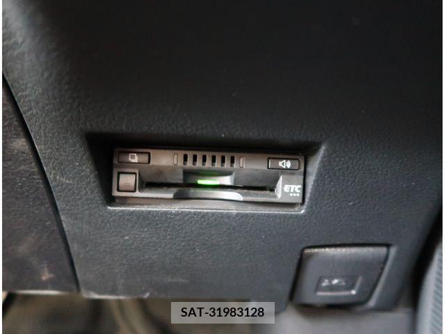 Toyota COROLLA AXIO 2017-09 390016-12