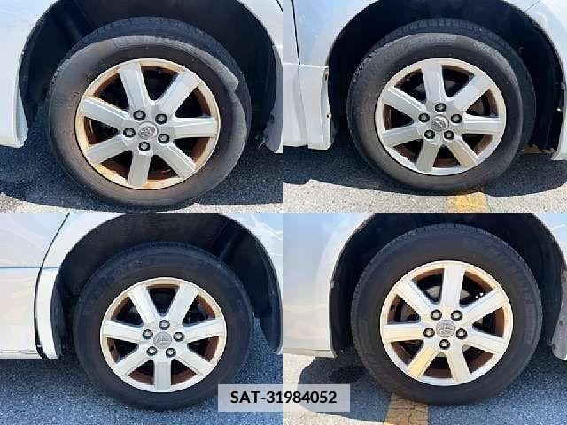 Toyota VOXY 2008-02 370282-8