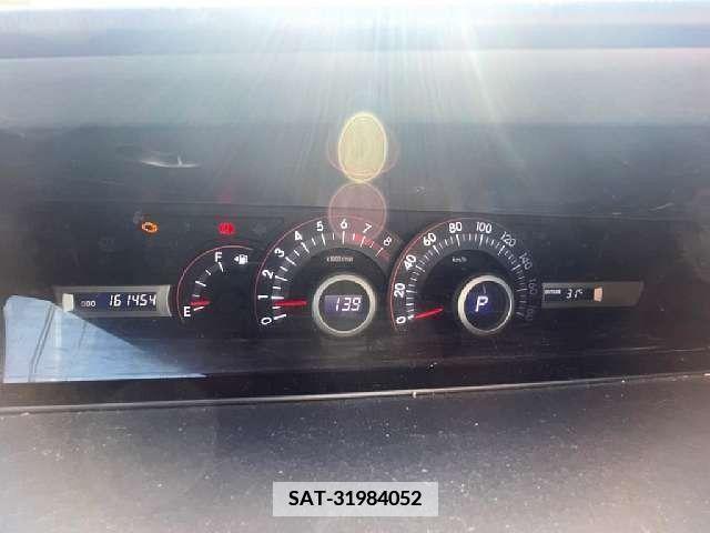 Toyota VOXY 2008-02 370282-7