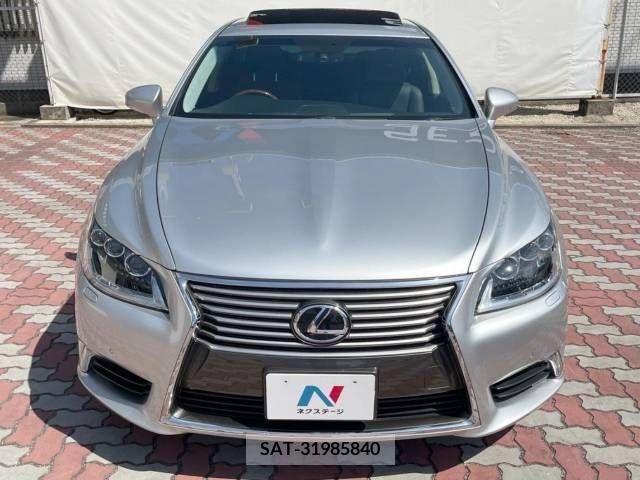 Lexus LS 2015-01 235945-14