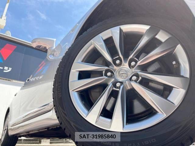 Lexus LS 2015-01 235945-12