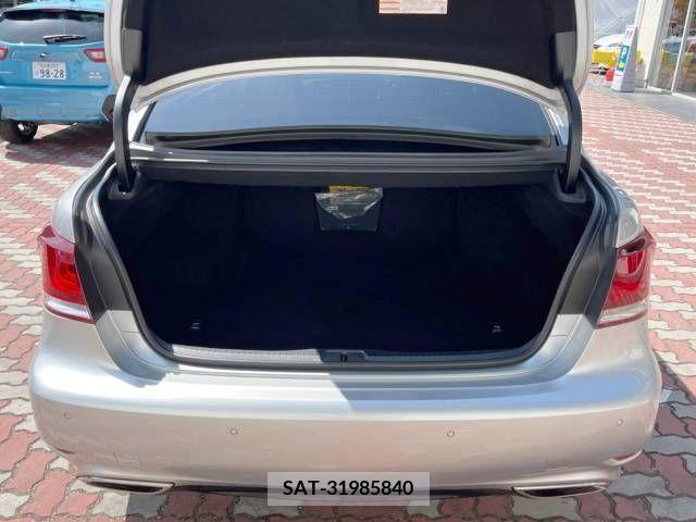 Lexus LS 2015-01 235945-10