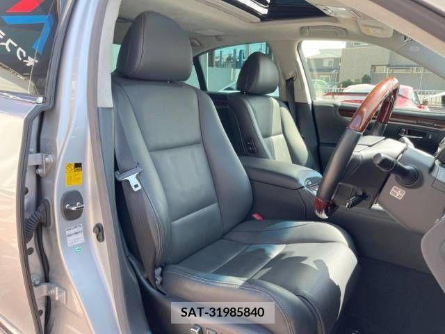 Lexus LS 2015-01 235945-8