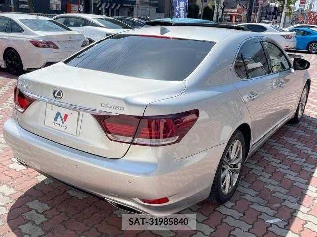 Lexus LS 2015-01 235945-17