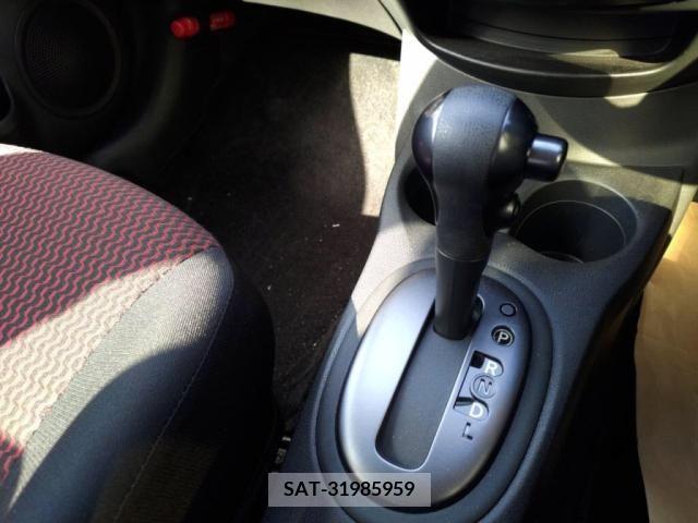 Nissan NOTE 2015-10 302388-16