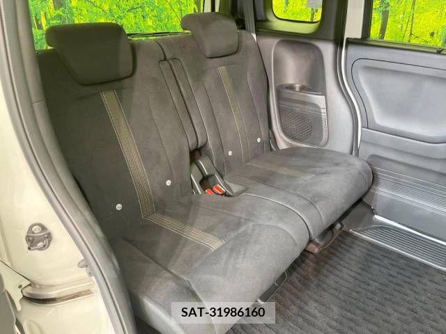 Honda N BOX CUSTOM 2020-04 340699-9