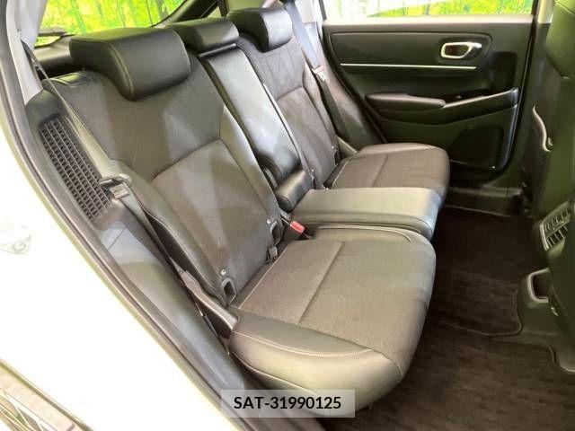 Honda VEZEL 2022-01 215856-9