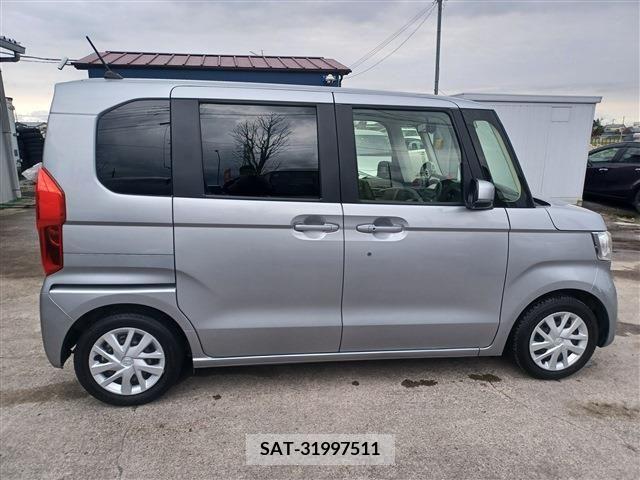 Honda N BOX 2019-04 306999-3