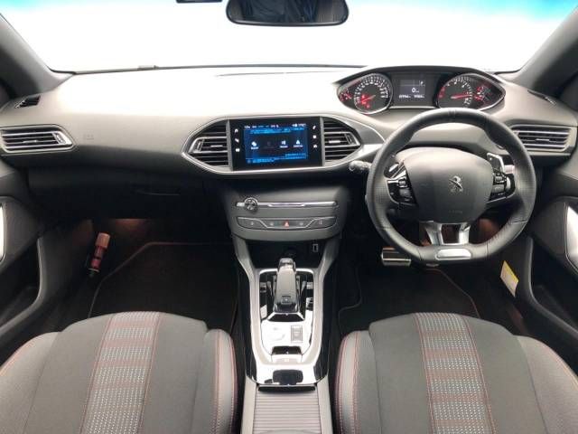 Peugeot 308 2019-12 183464-1