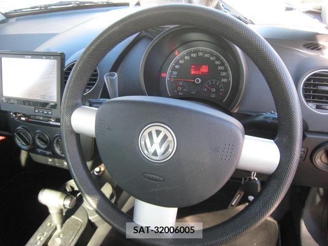 VolksWagen BEETLE 2009-04 370628-13