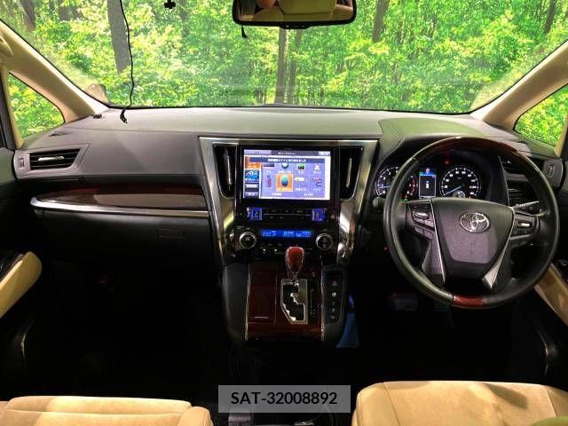 Toyota VELLFIRE 2015-08 287997-1