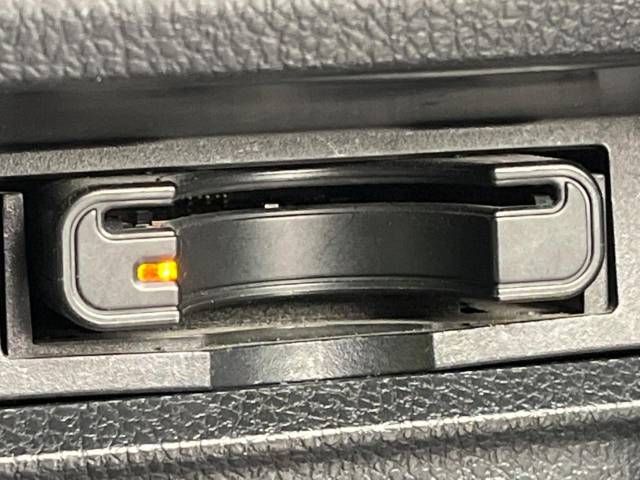 Toyota VOXY 2016-02 194876-7