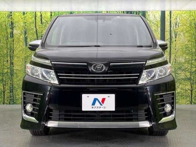Toyota VOXY 2016-02 194876-15