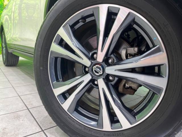Nissan X-TRAIL 2019-03 12771-14