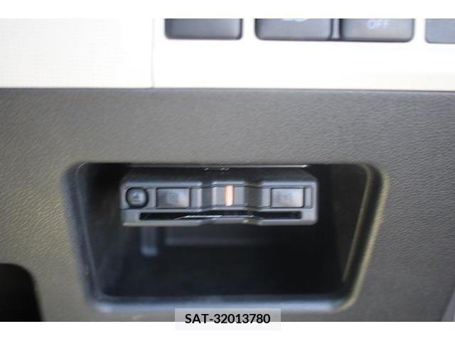 Daihatsu MOVE 2022-03 310685-6