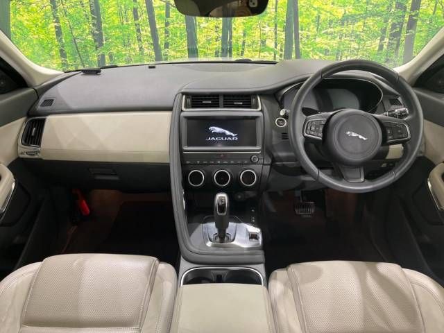 Jaguar E-PACE 2019-01 28278-2