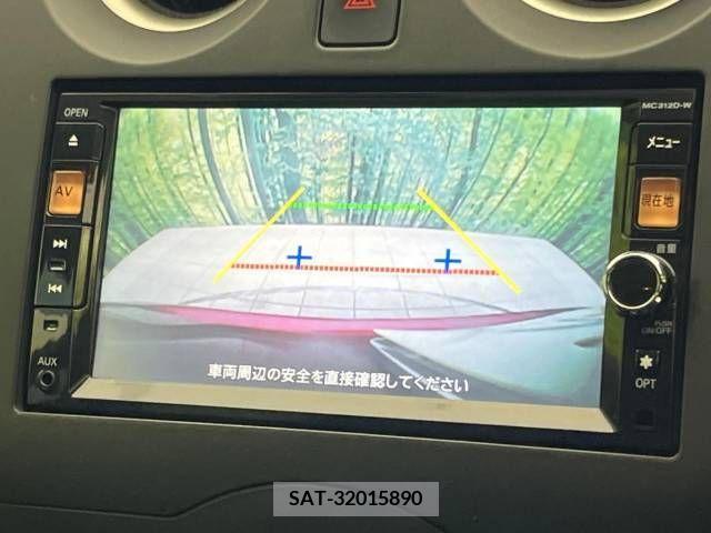 Nissan NOTE 2013-02 348146-3