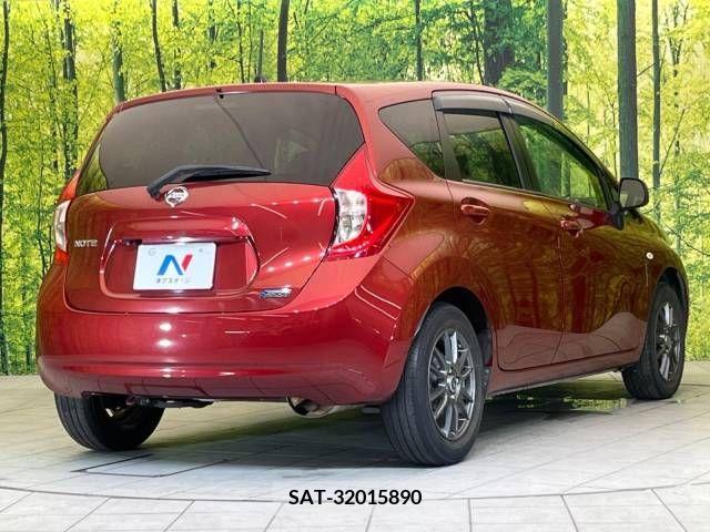 Nissan NOTE 2013-02 348146-17