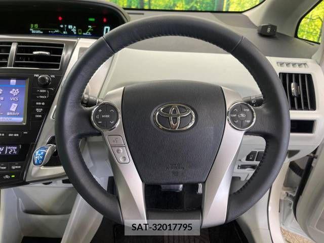 Toyota PRIUS ALPHA 2011-11 322230-11