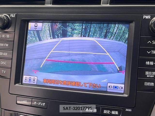Toyota PRIUS ALPHA 2011-11 322230-3