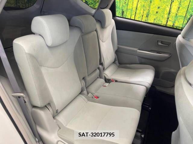 Toyota PRIUS ALPHA 2011-11 322230-9