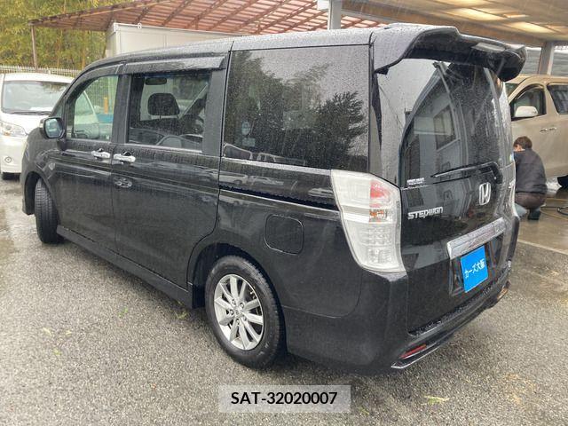 Honda STEP WGN 2011-03 286219-2