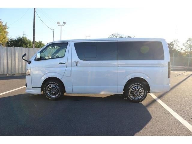Toyota HIACE VAN 2021-11 186154-4