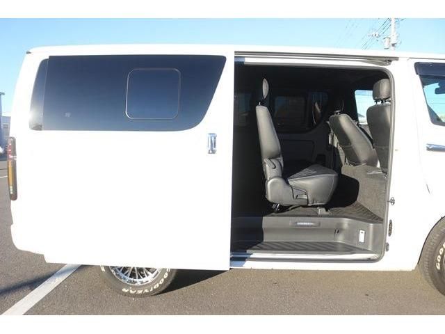 Toyota HIACE VAN 2021-11 186154-11