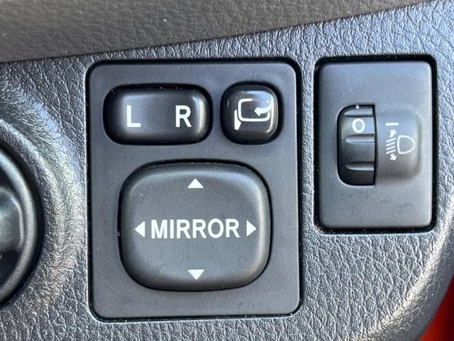 Toyota VITZ 2015-09 17683-4