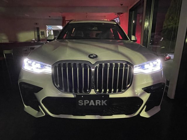 Bmw X7 2020-08 28350-1