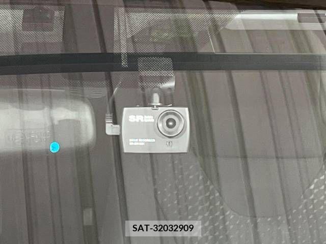 Toyota PRIUS 2016-05 281924-5