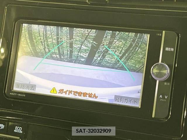 Toyota PRIUS 2016-05 281924-3