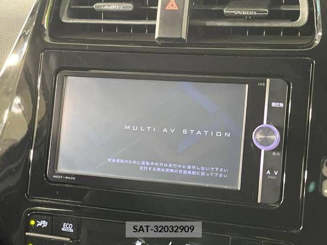 Toyota PRIUS 2016-05 281924-2