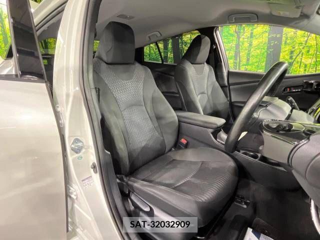 Toyota PRIUS 2016-05 281924-9