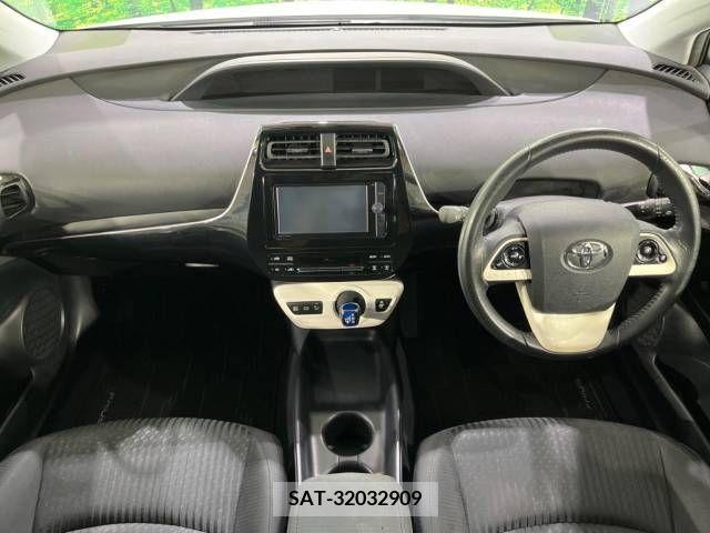 Toyota PRIUS 2016-05 281924-1