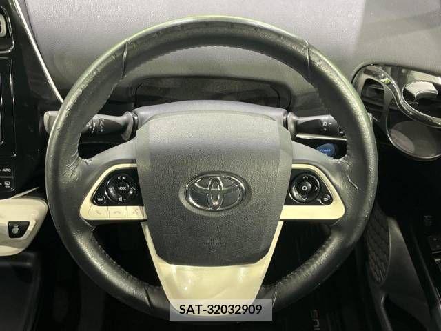 Toyota PRIUS 2016-05 281924-8